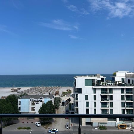 Valy Apartments Summerland Mamaia Exteriör bild